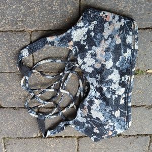 Lululemon Free To Be Bra